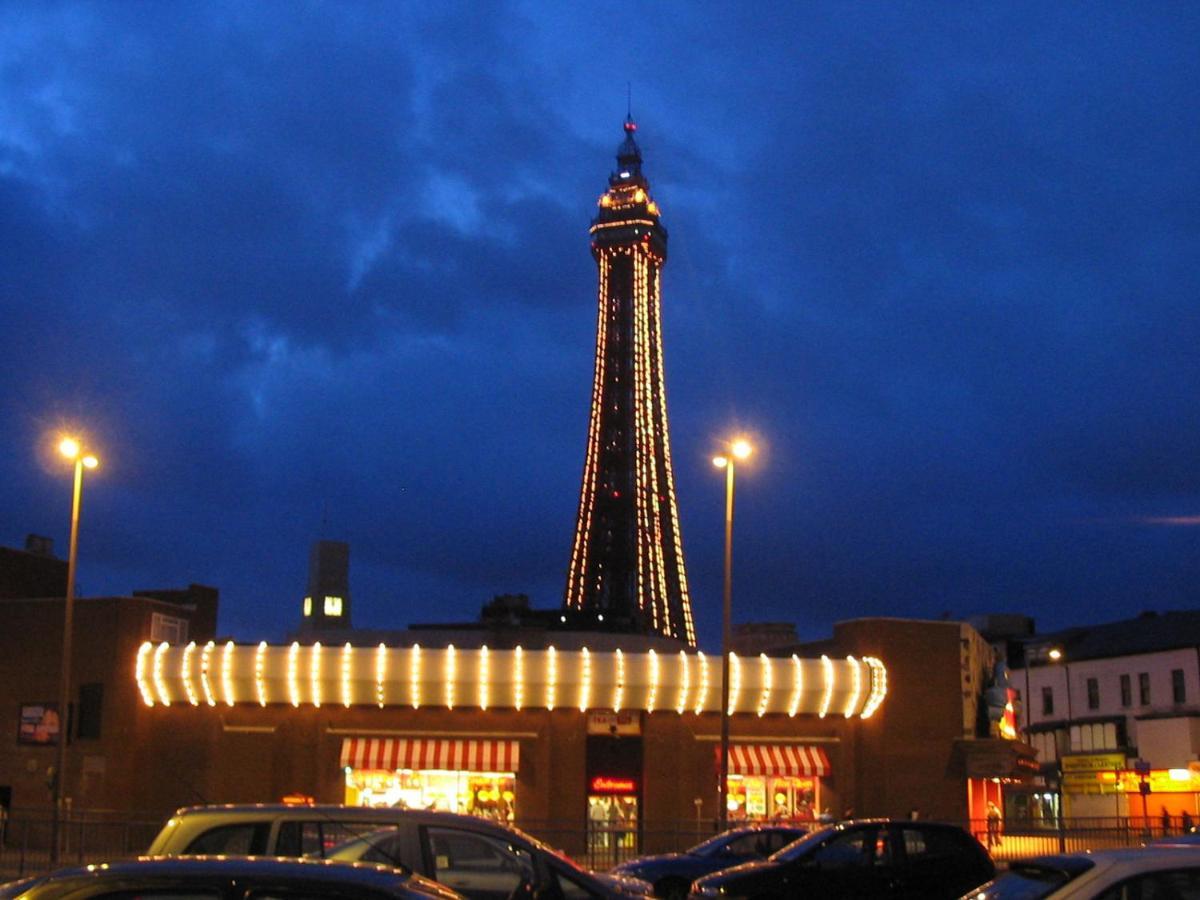 Empire Blackpool Apartments - Charles Street Eksteriør billede